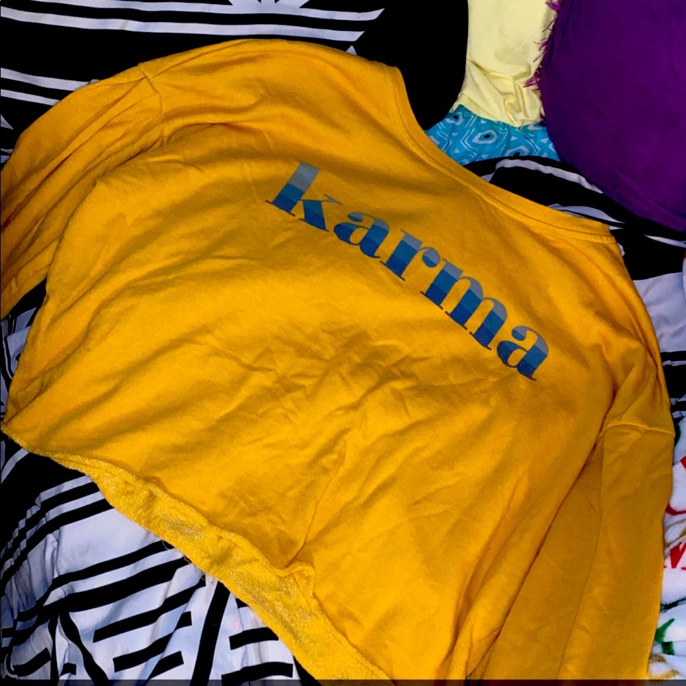 XL cropped long sleeve